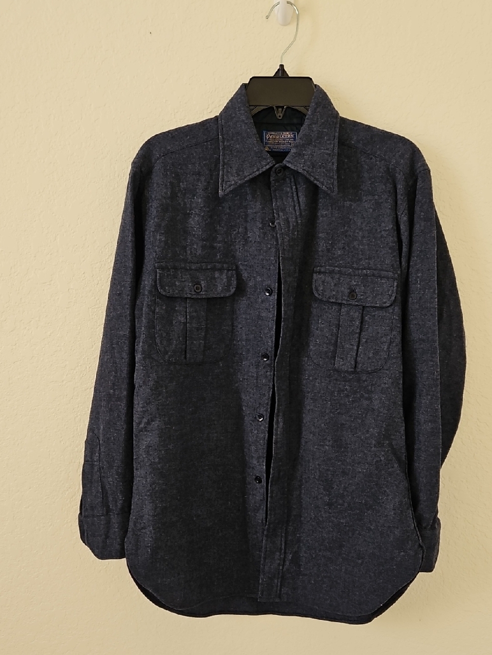 Pendleton Men's Dark Navy Virgin  Wool Buton-Front Shirt Size M
